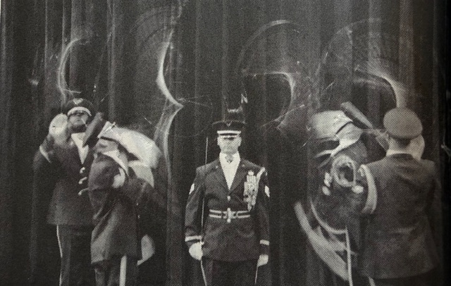 soldiers spinning rifles